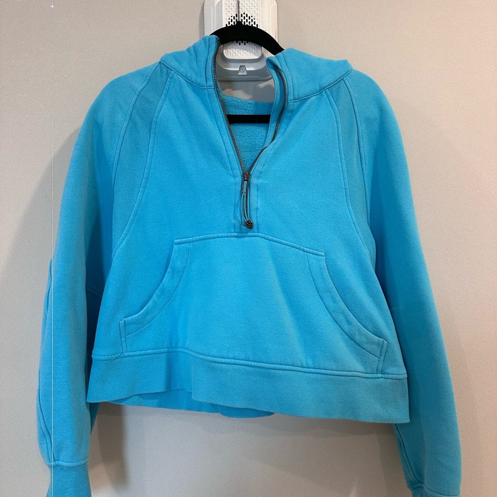 Lululemon Cropped Scuba Hoodie